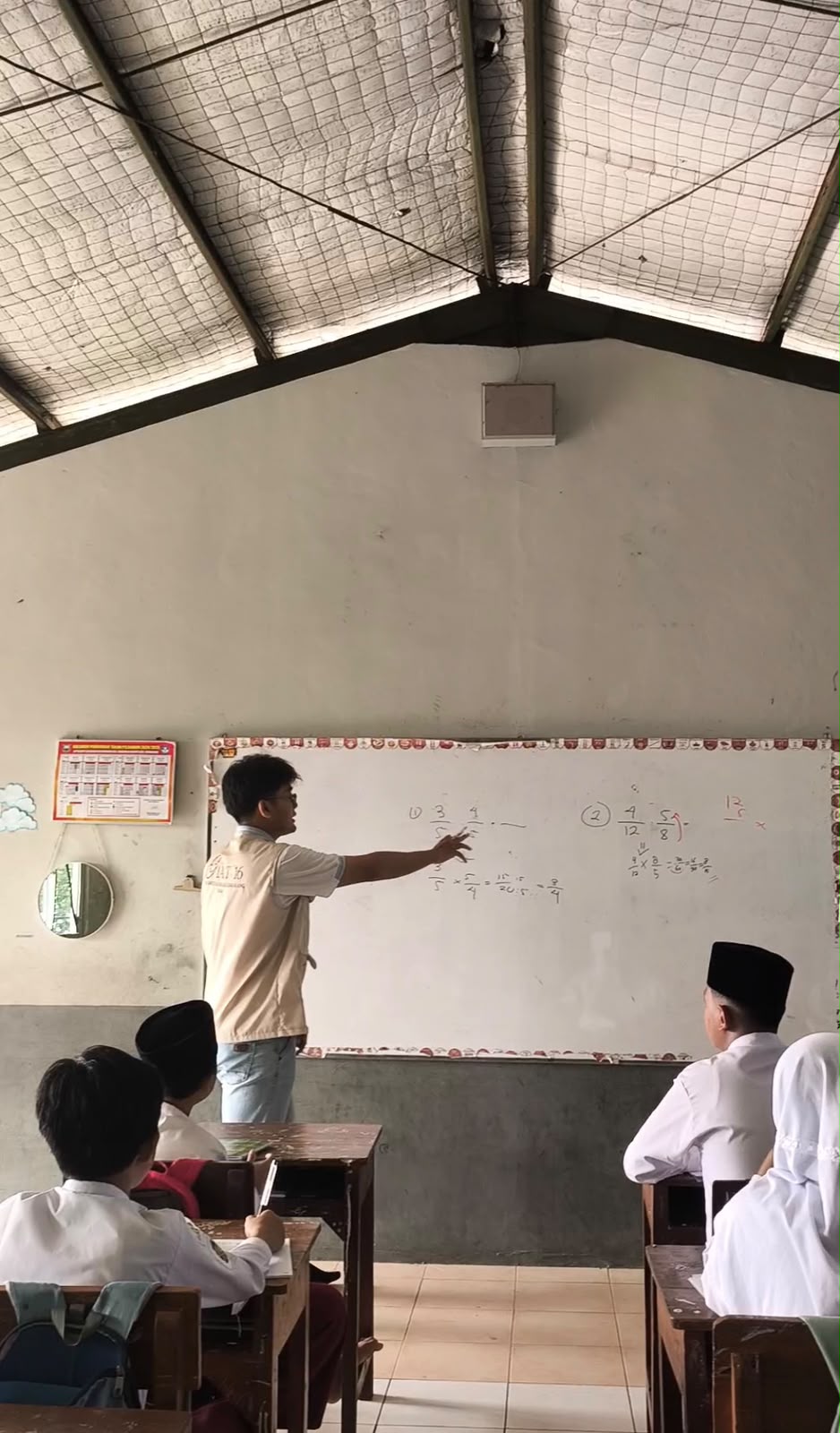 Foto Matematika Jadi Lebih Bersahabat, GIAT 16 UNNES Dukung SDG 4 melalui Pendampingan Siswa Kelas VI Menuju TKA 2026