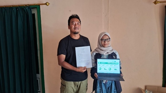 Foto Dukung Pengembangan Wisata Berbasis Data, Mahasiswa Statistika UNDIP Serahkan Dashboard Curug Semirang